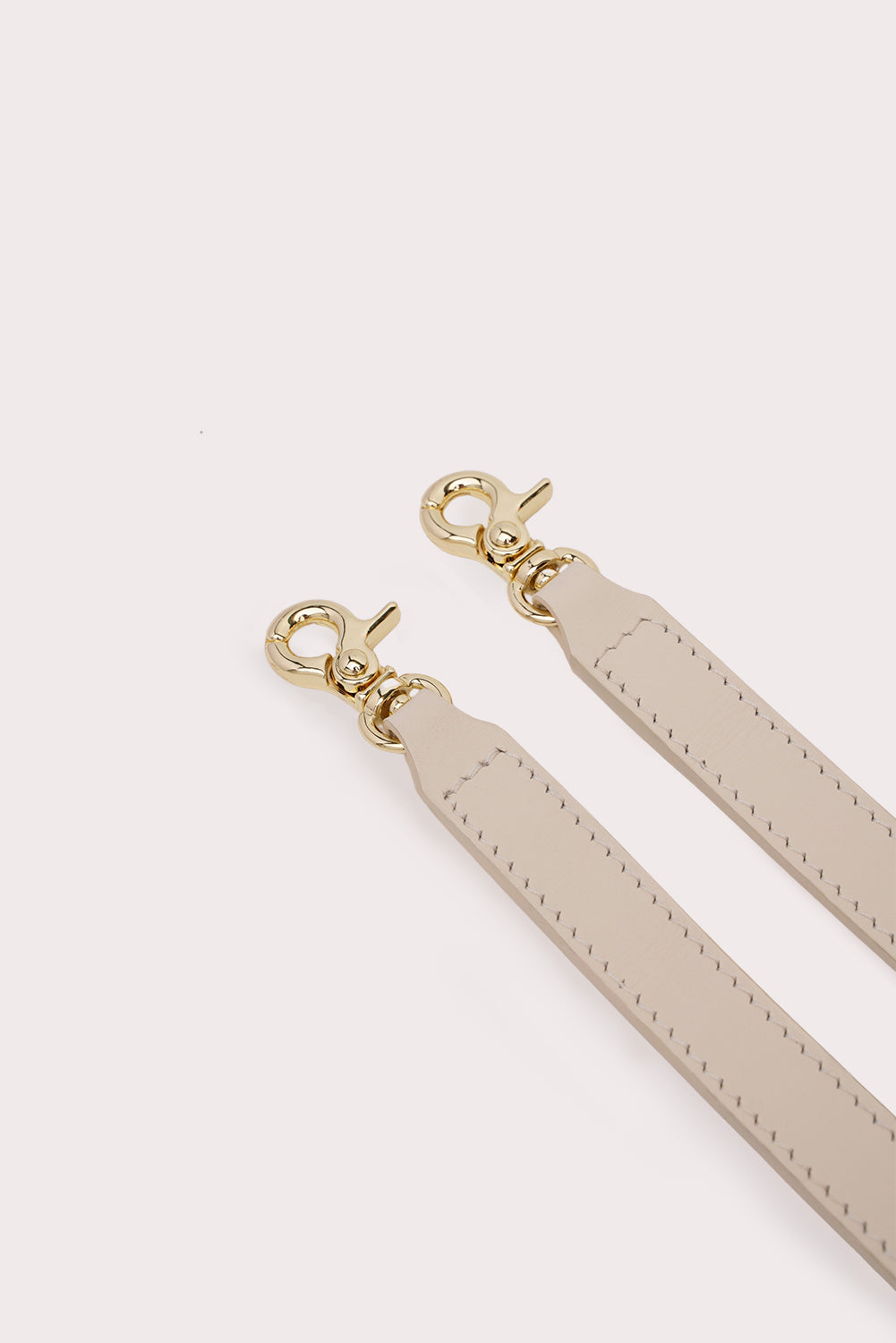 White Strap - Aros Studio