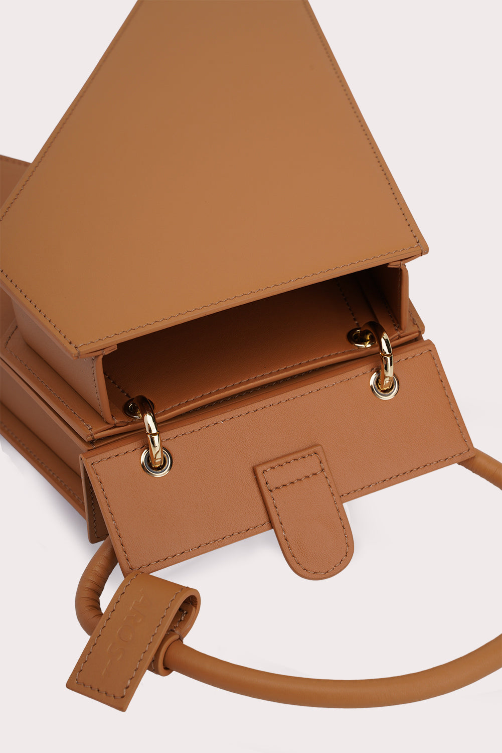 Trapezoid Tapo Bag in caramel-3