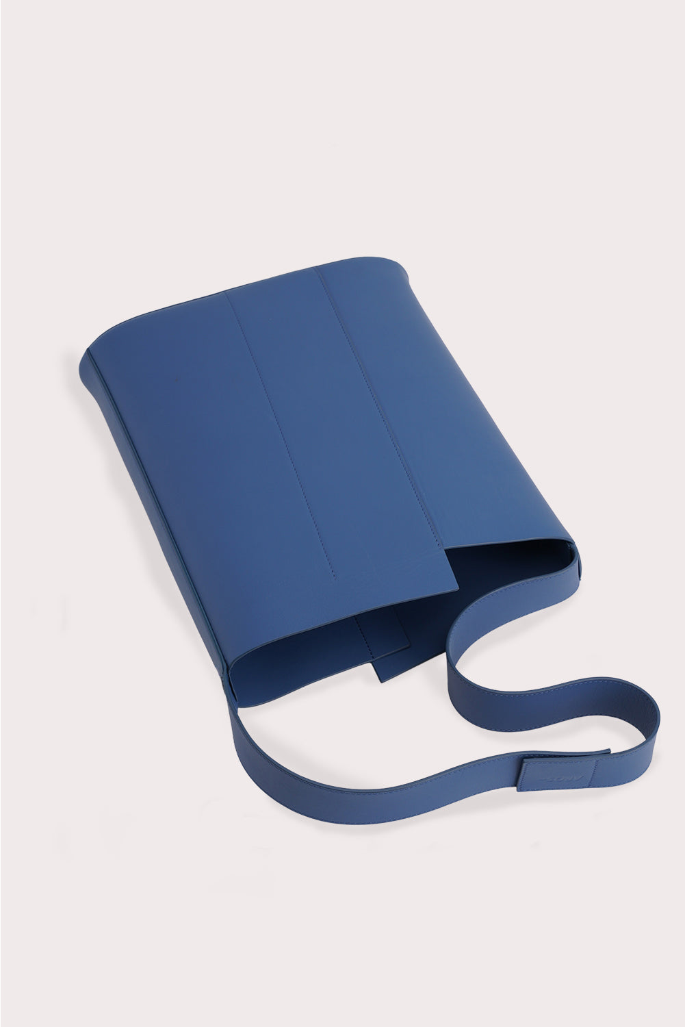 Odd-Tote Bag in Blue - Aros