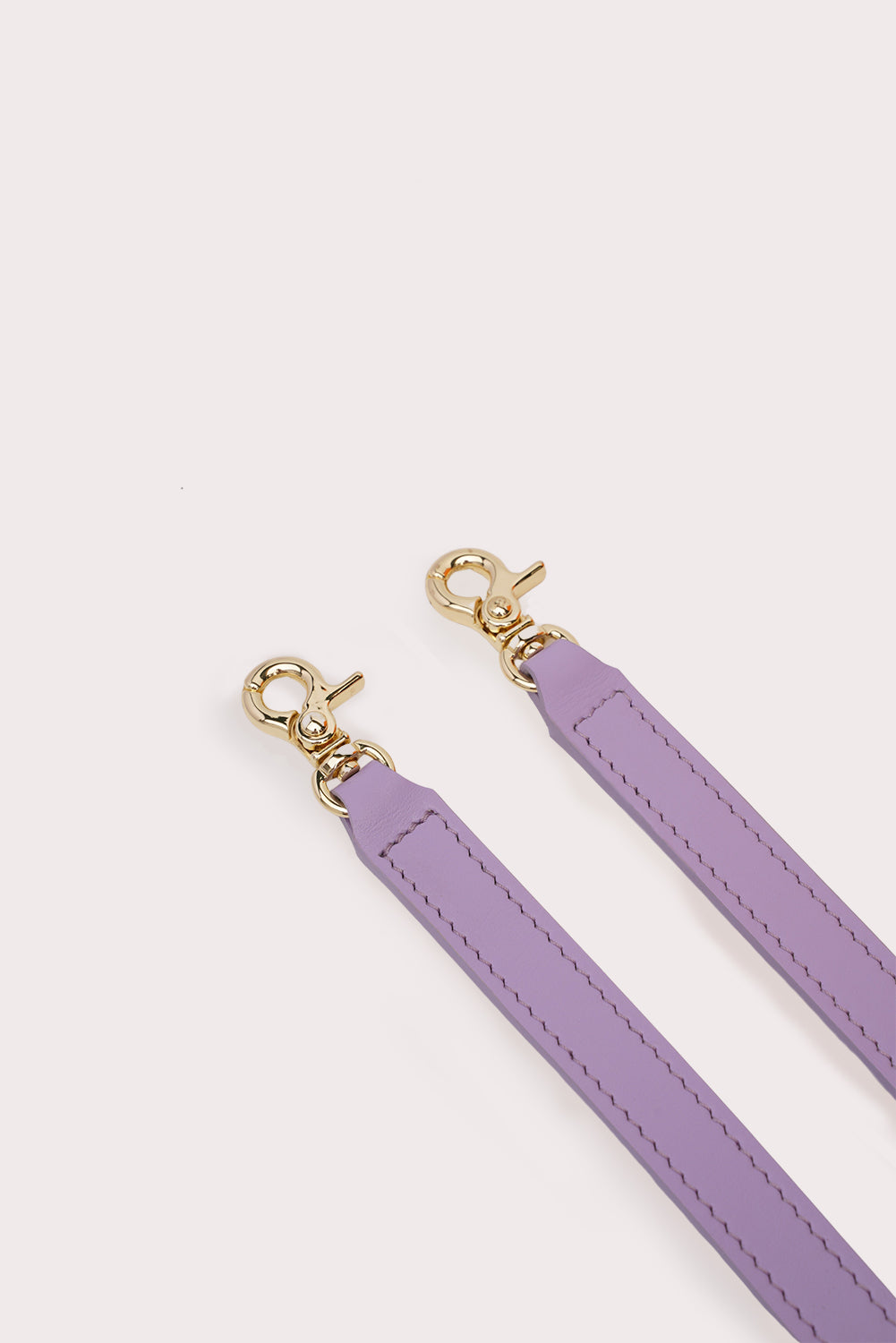 Cruella Trapezoid Tapo Bag in Lilac and White - Aros